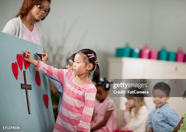 children's religious program - zondag stockfoto's en -beelden