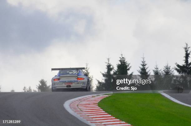 porsche 911 gt3 taza de coches de carrera - carrera de resistencia carrera de coches fotografías e imágenes de stock