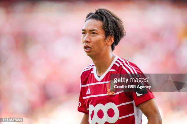 Hayao Kawabe of Standard de Liege looks on during the Jupiler Pro League match between Standard de Liege and Club Brugge KV at the Maurice...