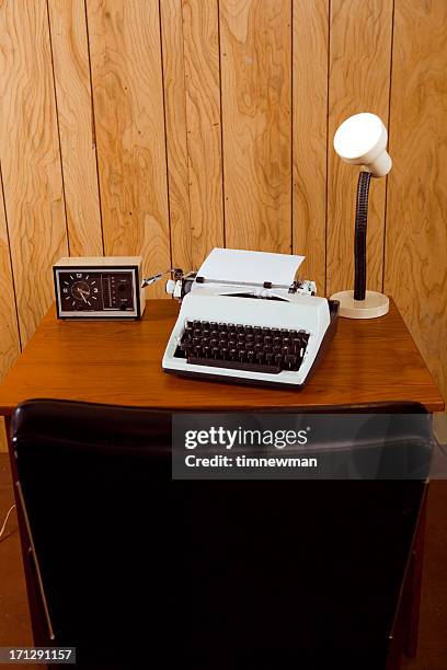 vintage retro 1970s desk and office - 1970 office stock pictures, royalty-free photos & images