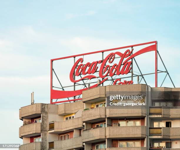 coca cola advertisement - pepsi centre stock pictures, royalty-free photos & images