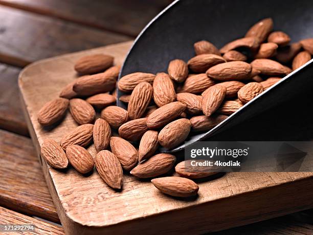 almond - mandeln stock-fotos und bilder