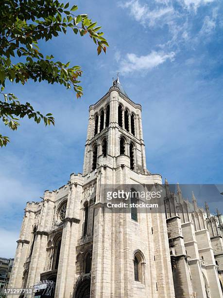 st. denis cathedral, paris, frankreich - saint denis paris stock-fotos und bilder