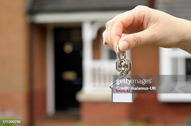 new homes - closing door stockfoto's en -beelden