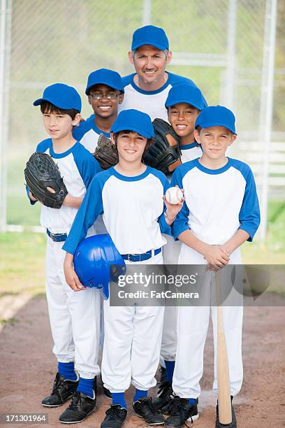 kinderliga - baseballmannschaft stock-fotos und bilder