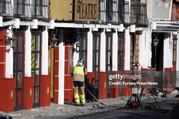 Firefighters from Murcia work in front of the Teatre, in the leisure area of Las Atalayas, where the fire occurred, on 02 October, 2023 in Murcia,...