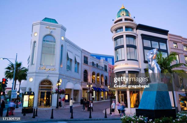 via rodeo in beverly hills, ca - beverly hills at night stock pictures, royalty-free photos & images