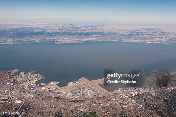 internationaler flughafen san francisco - flughafen san francisco stock-fotos und bilder