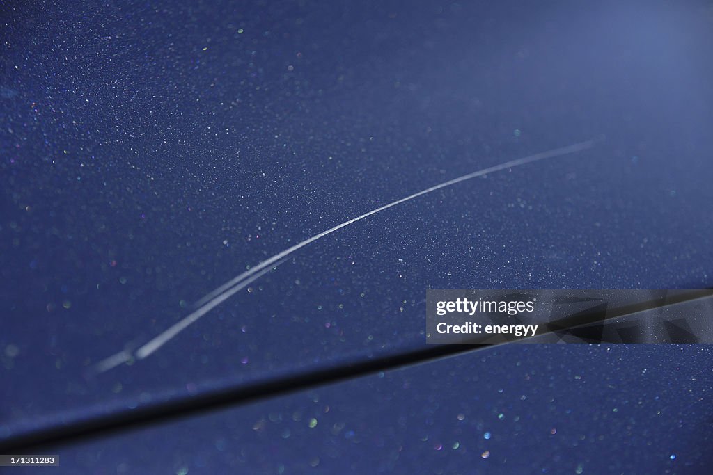 Petite scratche sur une voiture