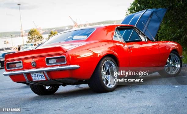 chevrolet camaro ss - chevrolet camaro fotografías e imágenes de stock