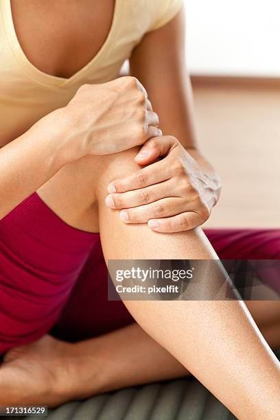 knee pain - human knee 個照片及圖片檔