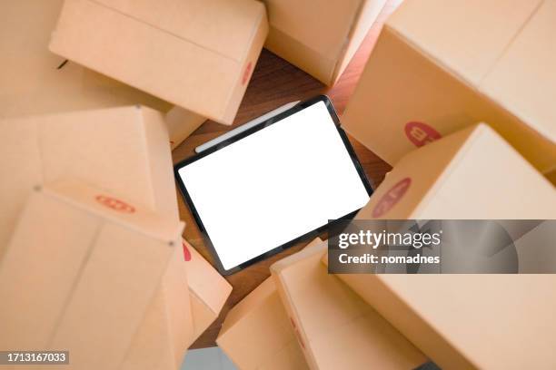 Tablet Box Screen 70 Blank Tablet Box Stock Photos, High-Res Pictures, and Images - Getty ...