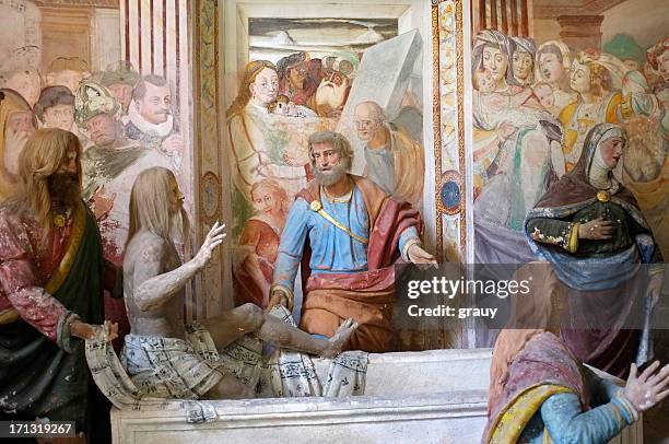 die auferstehung des lazarus - johannes der evangelist stock-fotos und bilder