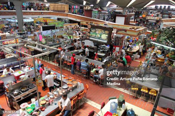 san juan de dios market, guadalajara - guadalajara mexico stock pictures, royalty-free photos & images