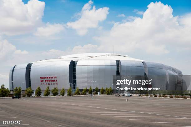 the university of phoenix stadium in glendale - university of phoenix stadium stock pictures, royalty-free photos & images