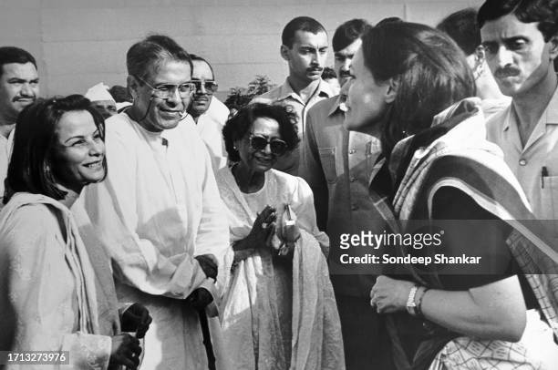 Sonia Gandhi meets Wajahat Habibullah, a close friend of her husband at a memorial meeting of husband and Former Prime Minister Rajiv Gandhi in New...