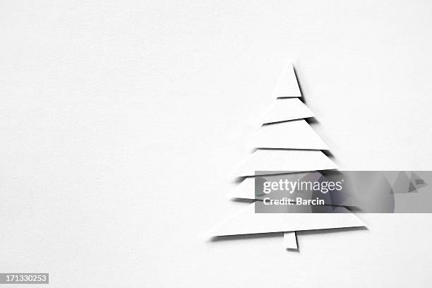 papier mit weihnachtsbaum-motiv - christmas still life stock-fotos und bilder