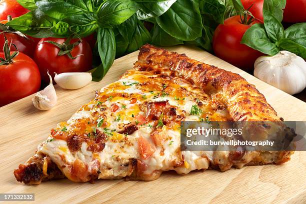 barbecue chicken with bacon pizza - buffalo wings stock pictures, royalty-free photos & images