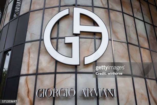 giorgio armani - giorgio armani modelabel stockfoto's en -beelden