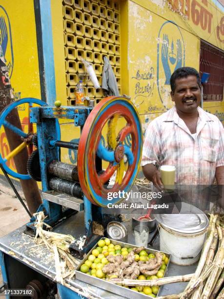 fresh lime juice seller,madurai,tamil nadu,india. - clothes wringer stock pictures, royalty-free photos & images