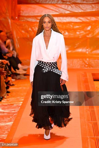 Model walks the runway during the Louis Vuitton Womenswear Spring/Summer 2024 show as part of Paris Fashion Week on October 02, 2023 in Paris, France.