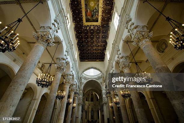 basilica di santa croce, lecce italia - iglesia de la santa cruz lecce fotografías e imágenes de stock