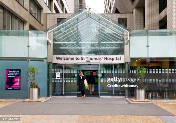 st thomas' hospital entrance - entrance sign stock pictures, royalty-free photos & images