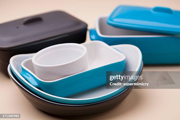 ceramic bakeware - bakeware stock pictures, royalty-free photos & images