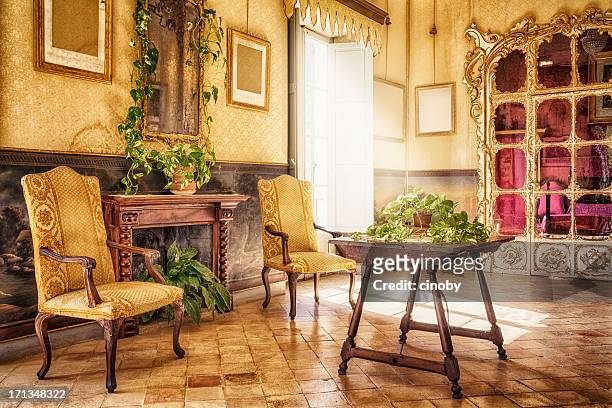 ancient majorcan living room / alfàbia - sala de l'alcova - luxury mansion interior stock pictures, royalty-free photos & images