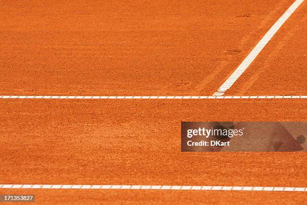 clay tennis-court - roland garros background stock-fotos und bilder