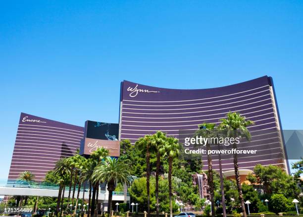 wynn/encore hotel and casino daytime - wynn las vegas stock pictures, royalty-free photos & images
