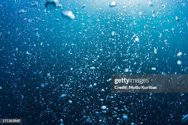 bubbles - ocean bubbles stock pictures, royalty-free photos & images