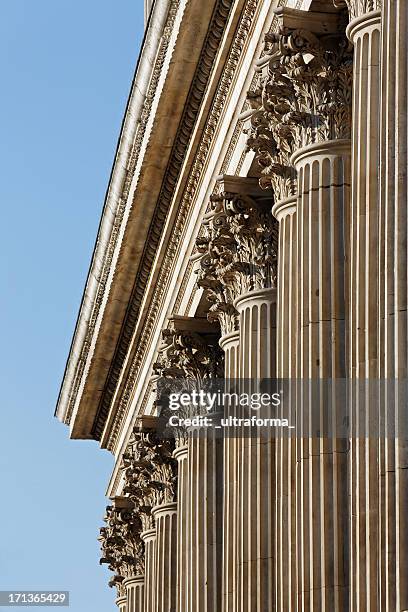 london - corinthian columns - corinthian stock pictures, royalty-free photos & images