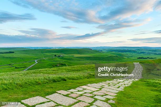 mam tor pathway, peak district national park - footpath stones stock pictures, royalty-free photos & images