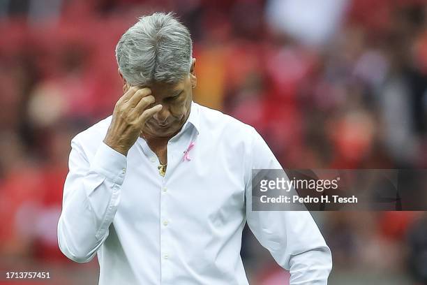 Renato Portaluppi head coach of Gremio reacts during the match between Internacional and Gremio as part of Brasileirao 2023 at Beira-Rio Stadium on...
