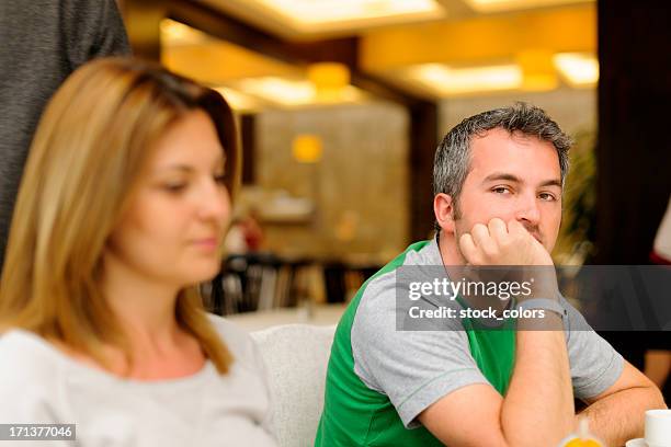 Boring Timeout Wait Time Restaurant Photos and Premium High Res Pictures - Getty Images