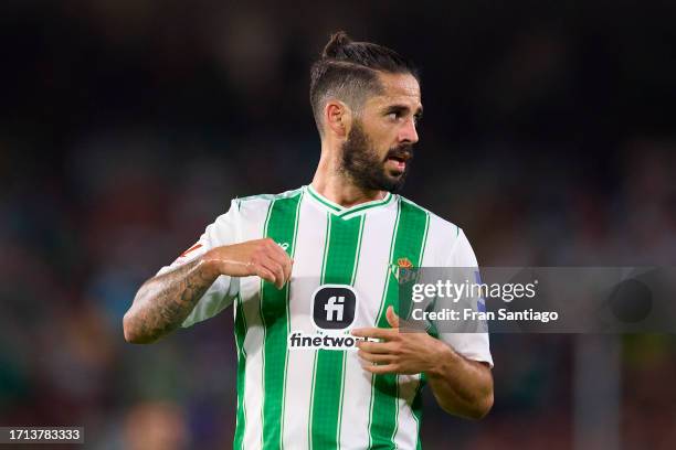 Isco Alarcon of Real Betis looks on during the LaLiga EA Sports match between Real Betis and Valencia CF at Estadio Benito Villamarin on October 01,...