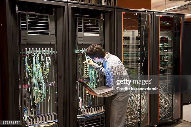 585 Mainframe Computer System Stock Photos, High-Res Pictures, and ...