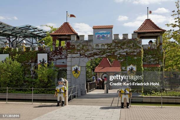 playmobil funpark entrance - playmobil stock pictures, royalty-free photos & images