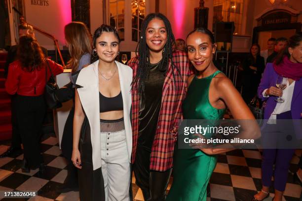 October 2023, Berlin: Actresses Bayan Layla , Jane Chirwa and presenter Hadnet Tesfai celebrate at the "First Steps" award ceremony for young...
