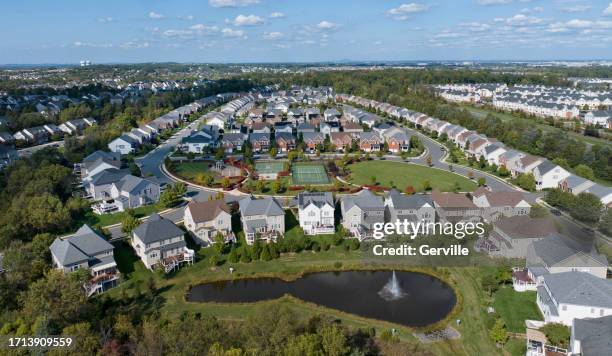 ashburn, virginia residency - ashburn stock pictures, royalty-free photos & images