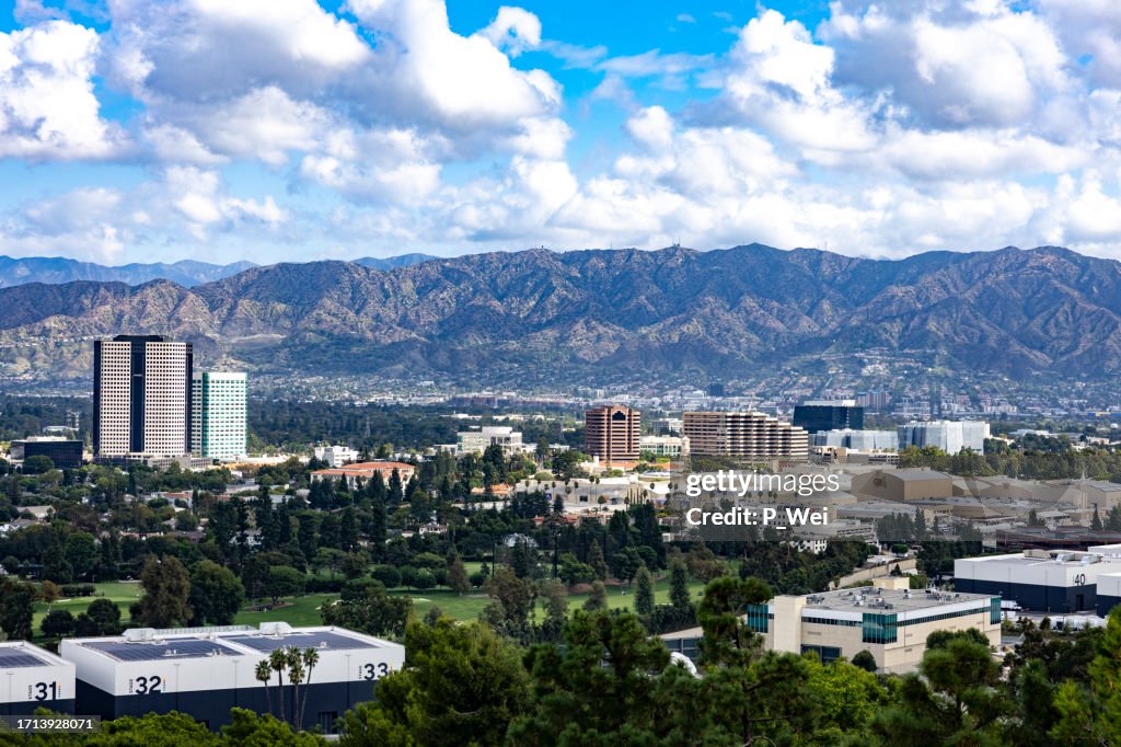 Blick auf Studio City, North Hollywood, Downtown Burbank und Toluca Lake