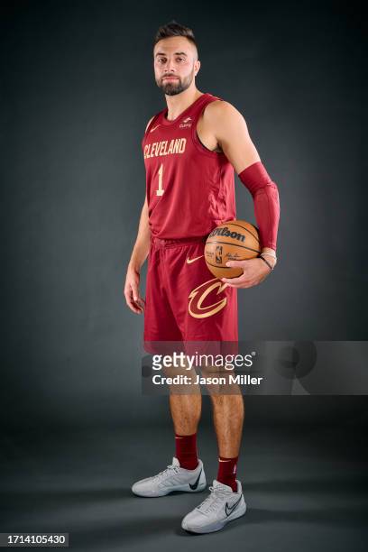 Max Strus of the Cleveland Cavaliers poses during media day at Rocket Mortgage Fieldhouse on October 02, 2023 in Cleveland, Ohio. NOTE TO USER: User...