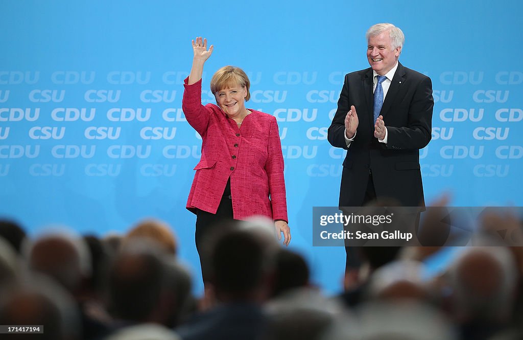 CDU And CSU Present Election Policy Program