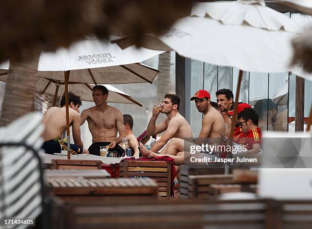Goalkeeper Iker Casillas of Spain enjoys a drink amid his teammates Javi Martinez , Ignacio Monrea , Santiago Cazorla , Jesus Navas and David Villa...