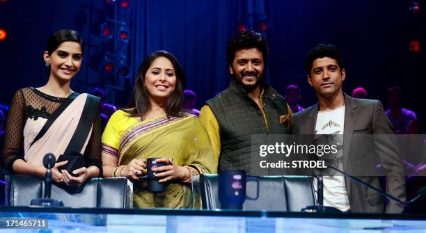 Indian Bollywood actors Sonam Kapoor , Farhan Akhtar , judge Geeta Kapoor , and Riteish Deshmukh pose for a photo during the promotion of the...
