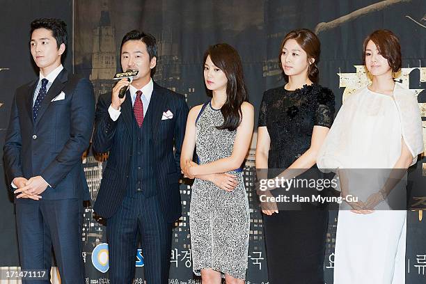 South Korean actors Lee Hyun-Jin, Ryu Seung-Soo, Yoon Seung-A, Jang Shin-Young and Lee Yo-Won attend during the SBS Drama 'Empire of Gold' press...