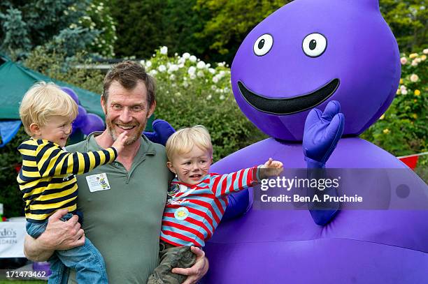 Jason Flemyng Launches The Big Toddle Campaign Photos And Premium High jason-flemyng-launches-the-big-toddle-campaign-photos-and-premium-high