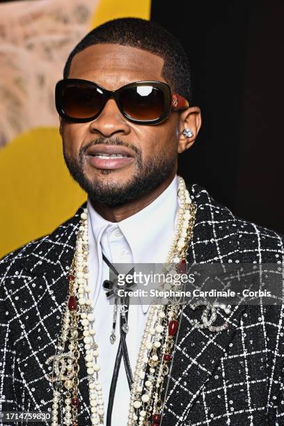 Usher attends the Chanel Womenswear Spring/Summer 2024 show as part of Paris Fashion Week on October 03, 2023 in Paris, France.