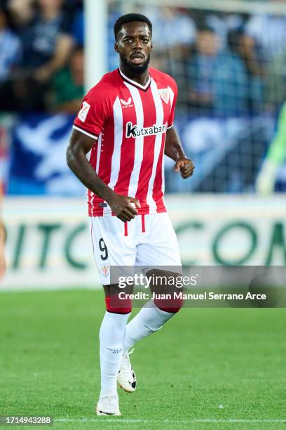 Inaki Williams of Athletic Club celebrates after scoring the team's first goal during the LaLiga EA Sports match between Deportivo Alaves and...